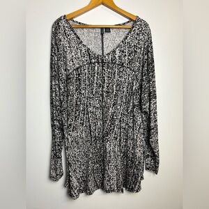 Paraphrase Tunic top Plus size 3X Long Sleeve Stretch Crew-Neck Comfort Boho